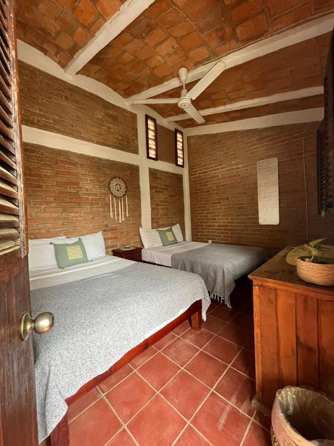 Hosteria Chata Adults Only โลเดมาร์กอส ภายนอก รูปภาพ